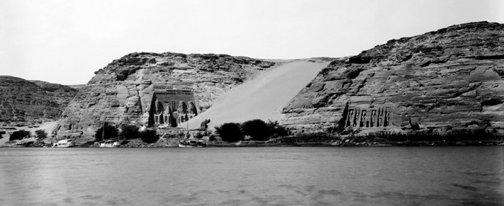 File:Abu Simble Temples 1905-1907 A.png