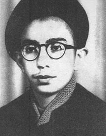 File:Childhood photo of Seyed Ali Khamenei.jpg