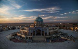 نمایی از امامزاده جعفر (شاه کرم) اصفهان.jpg