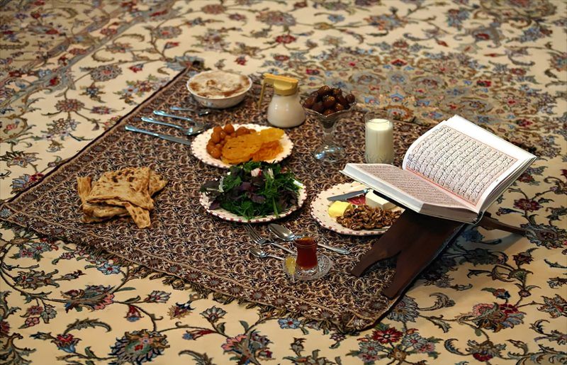 File:An Iranian iftar meal .jpg