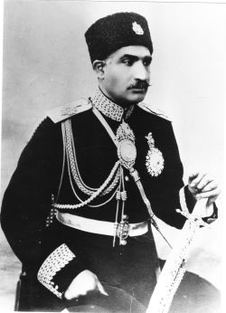 RezaKhanWarMinister.jpg