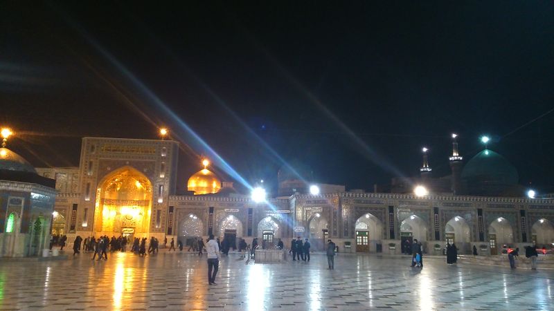 File:Harame emam Reza-sahne jomhuri.JPG