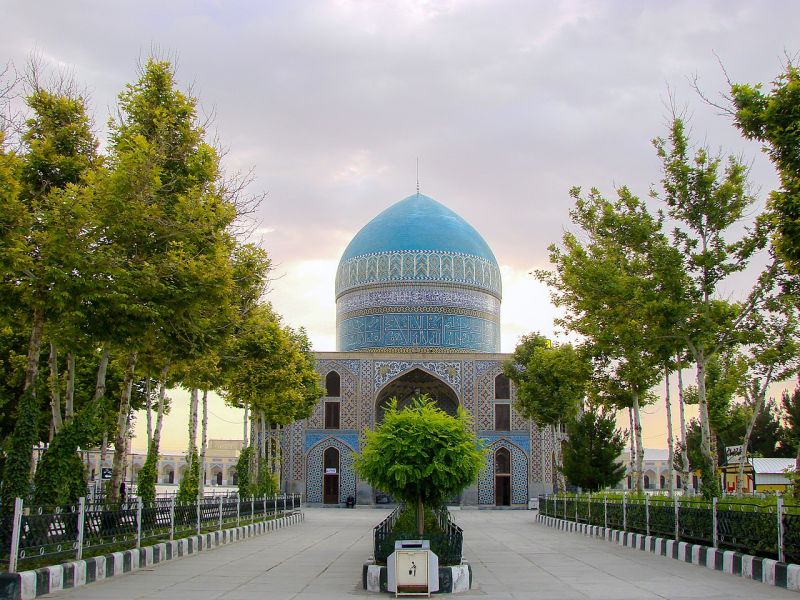 File:آرامگاه خواجه ربیع.jpg