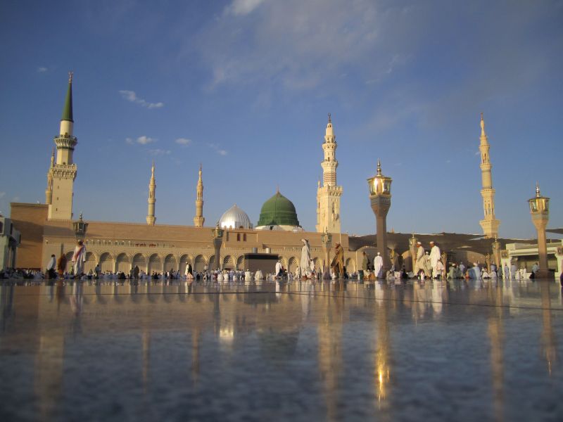 File:MasjidNabawi.jpg