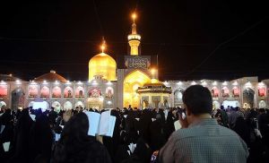 Qadr night in Imam Reza Shrine.jpg