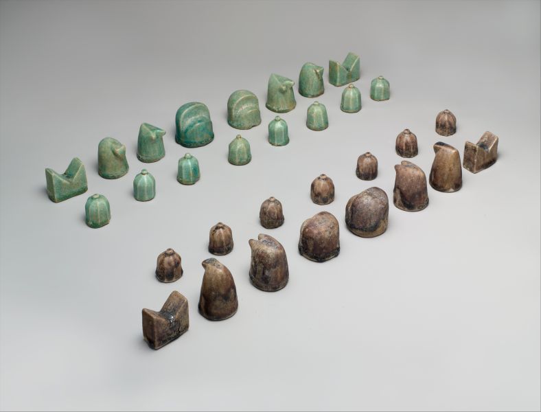 File:Chess Set MET DP170393.jpg
